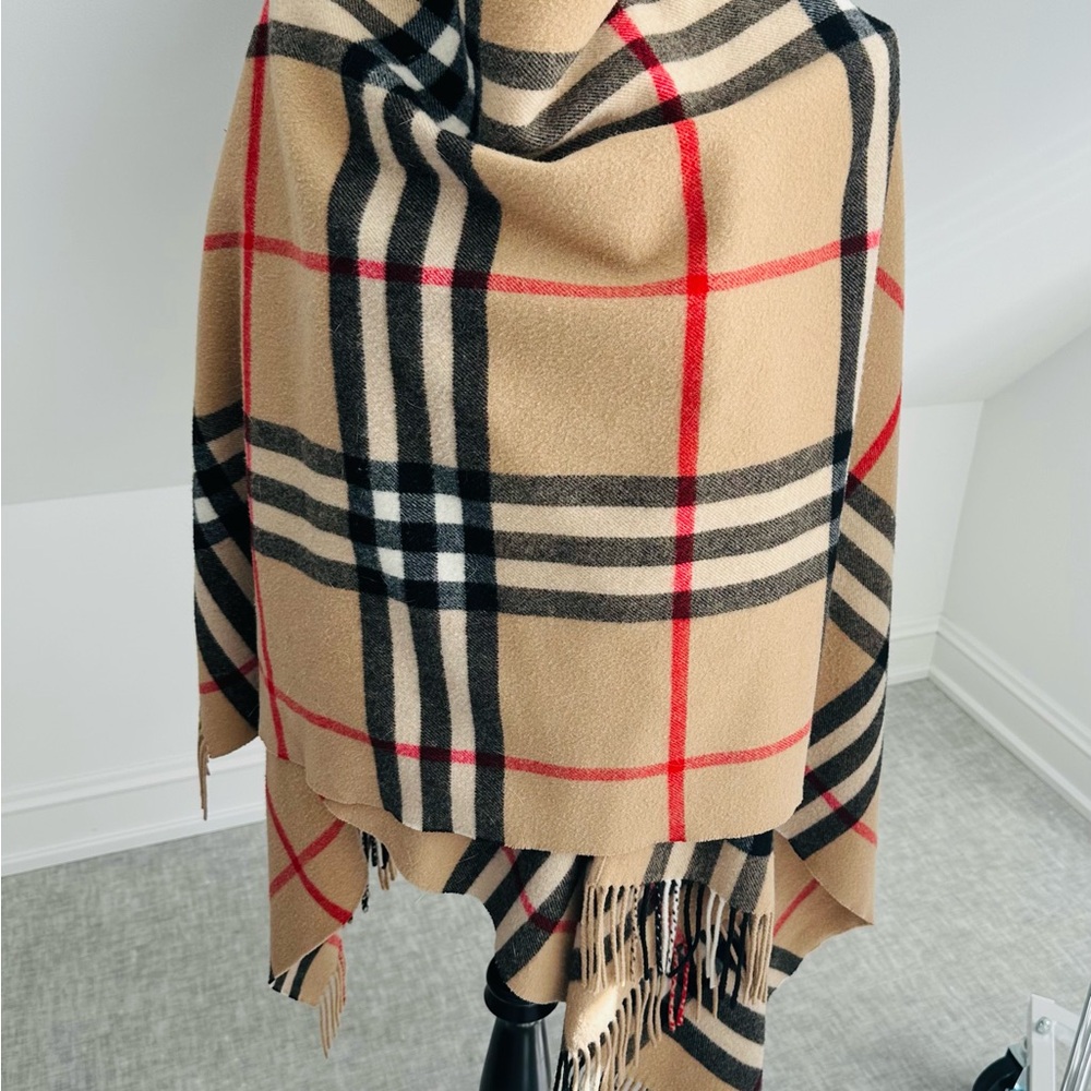 Burberry Oversized Wrap ~ Beautiful Showstopper!